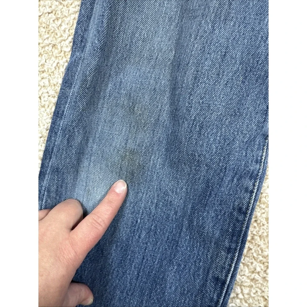 Levis 501 Original Fit BUTTON FLY Jeans Men 32x32 Medium Wash Blue Straight Leg